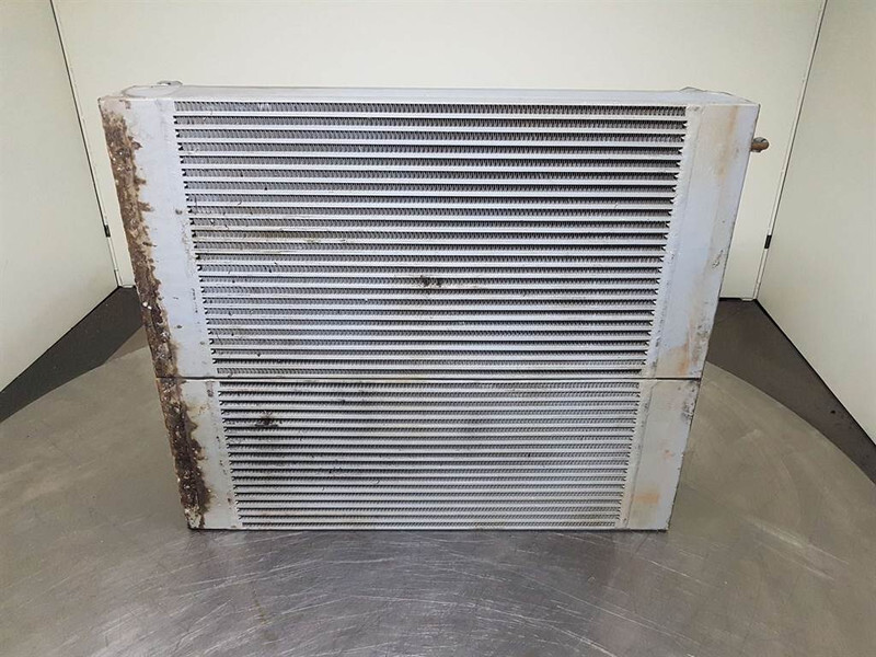 Ahlmann AZ210E-23123600 / 23123599-Cooler/Kühler/Koeler - Motor för Byggmaskiner: bild 4 Ahlmann AZ210E-23123600 / 23123599-Cooler/Kühler/Koeler - Motor för Byggmaskiner: bild 4