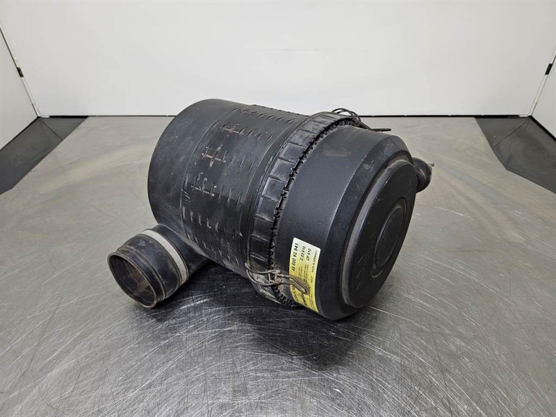 Ahlmann AZ210E-Europiclon 600-Mann+Hummel-Air filter - Motor för Byggmaskiner: bild 2 Ahlmann AZ210E-Europiclon 600-Mann+Hummel-Air filter - Motor för Byggmaskiner: bild 2