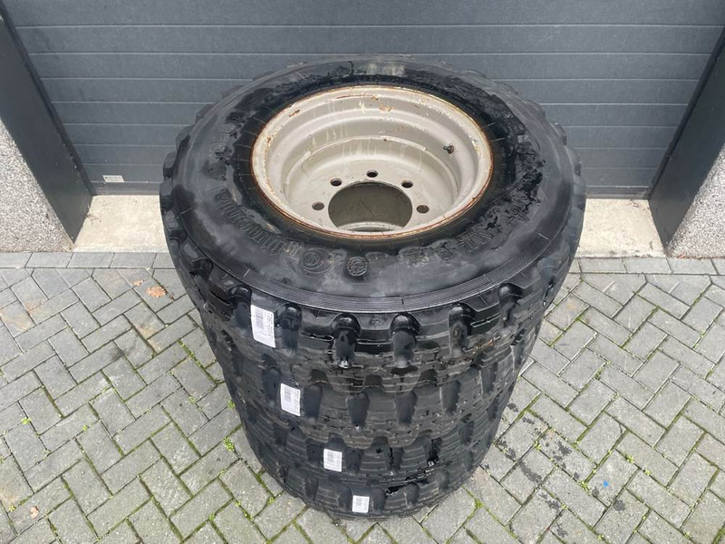 Atlas AR65-Continental 12.5R20-Tire/Reifen/Band - Däck och fälgar för Byggmaskiner: bild 2 Atlas AR65-Continental 12.5R20-Tire/Reifen/Band - Däck och fälgar för Byggmaskiner: bild 2