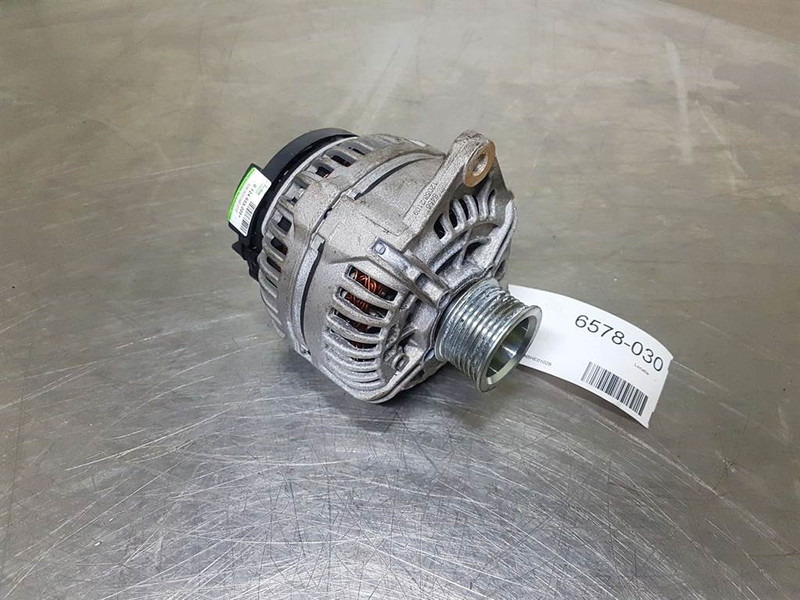 Case 621D-Plusline 0.124.655.005+-Alternator/Dynamo - Motor för Byggmaskiner: bild 2 Case 621D-Plusline 0.124.655.005+-Alternator/Dynamo - Motor för Byggmaskiner: bild 2