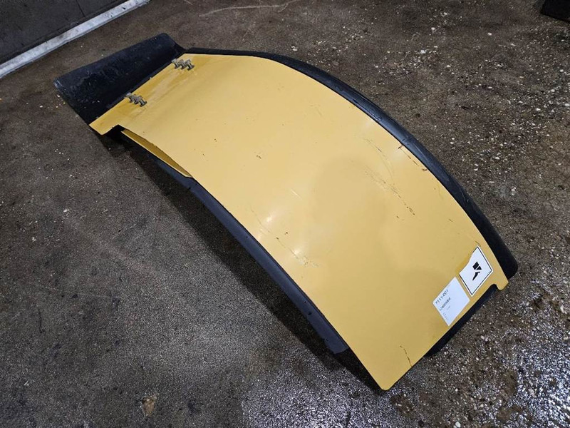 Cat - Rear mud guard/Kotfluegel/Spatbord - Ram/ Chassi för Byggmaskiner: bild 3 Cat - Rear mud guard/Kotfluegel/Spatbord - Ram/ Chassi för Byggmaskiner: bild 3