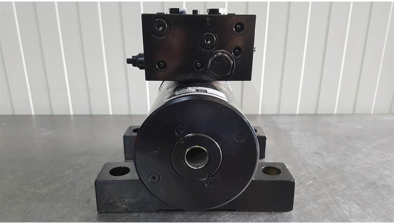 JLG - Helac L20-15-S - Rotary actuator/Drehantrieb - Hydraulik: bild 3 JLG - Helac L20-15-S - Rotary actuator/Drehantrieb - Hydraulik: bild 3