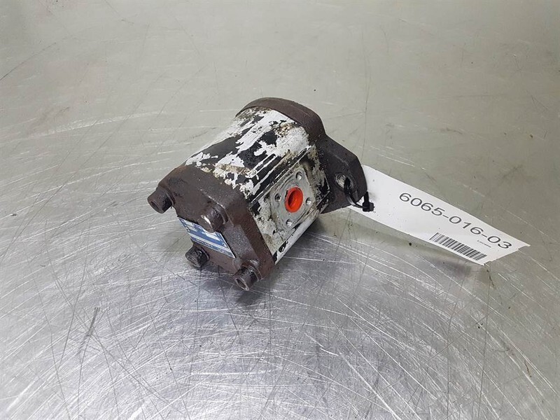Kracht KP1/22A10AS0A - Gearpump/Zahnradpumpe - Hydraulik för Byggmaskiner: bild 3 Kracht KP1/22A10AS0A - Gearpump/Zahnradpumpe - Hydraulik för Byggmaskiner: bild 3