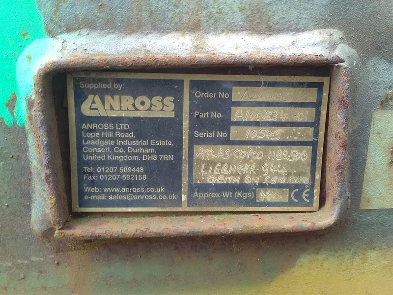 Liebherr 944-Atlas copco HB2500-Adaptor plate/Quick coupler - Redskapsfäste: bild 2 Liebherr 944-Atlas copco HB2500-Adaptor plate/Quick coupler - Redskapsfäste: bild 2