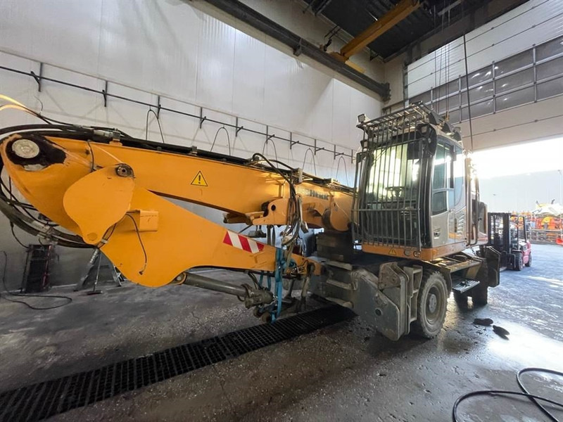 Liebherr LH 22 M - (For parts) - Grävmaskin på däck: bild 4 Liebherr LH 22 M - (For parts) - Grävmaskin på däck: bild 4