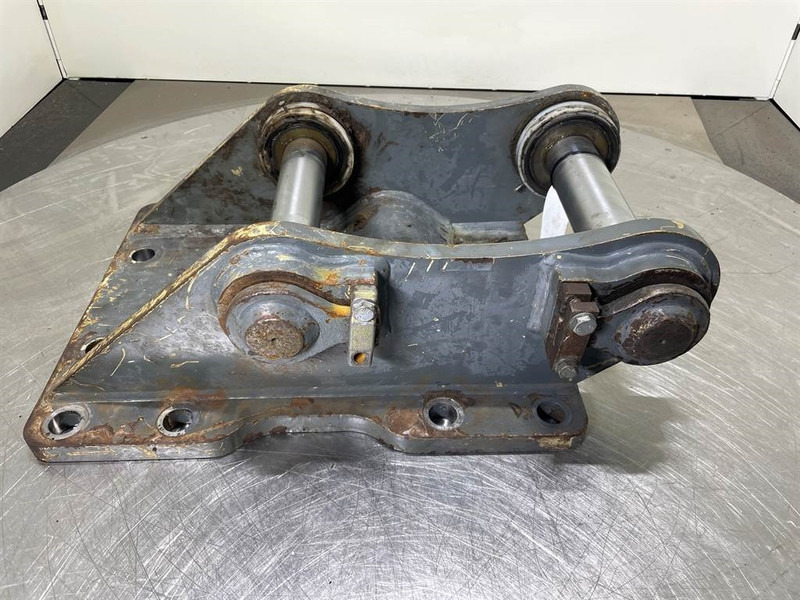 Liebherr LH24M-9621235-Adapter plate/Adapterplatte - Redskapsfäste för Byggmaskiner: bild 2 Liebherr LH24M-9621235-Adapter plate/Adapterplatte - Redskapsfäste för Byggmaskiner: bild 2