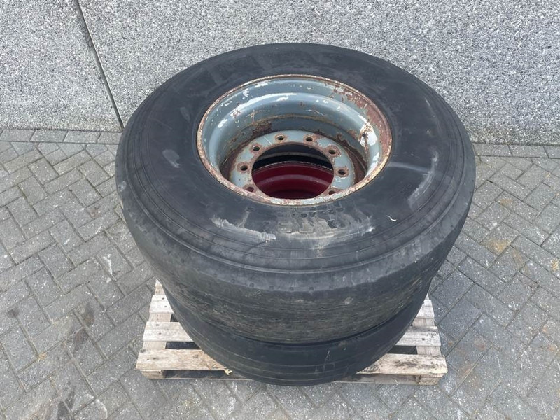 Michelin 425/65R22.5-Tire/Reifen/Band - Däck och fälgar för Byggmaskiner: bild 3 Michelin 425/65R22.5-Tire/Reifen/Band - Däck och fälgar för Byggmaskiner: bild 3