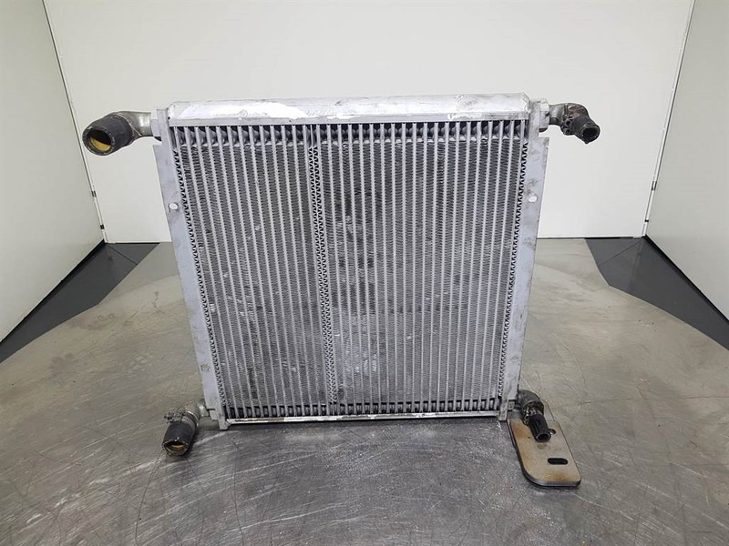 Nissens TN3010006-Cooler/Kühler/Koeler - Motor för Byggmaskiner: bild 1 Nissens TN3010006-Cooler/Kühler/Koeler - Motor för Byggmaskiner: bild 1