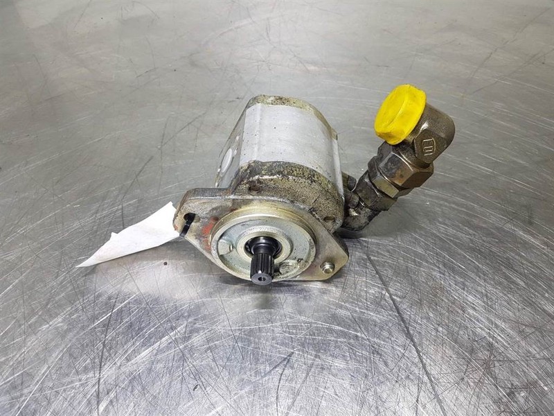 O & K L20I-Haldex W15A1-33-R-5-K-06-N-N-Gearpump - Hydraulik: bild 3 O & K L20I-Haldex W15A1-33-R-5-K-06-N-N-Gearpump - Hydraulik: bild 3