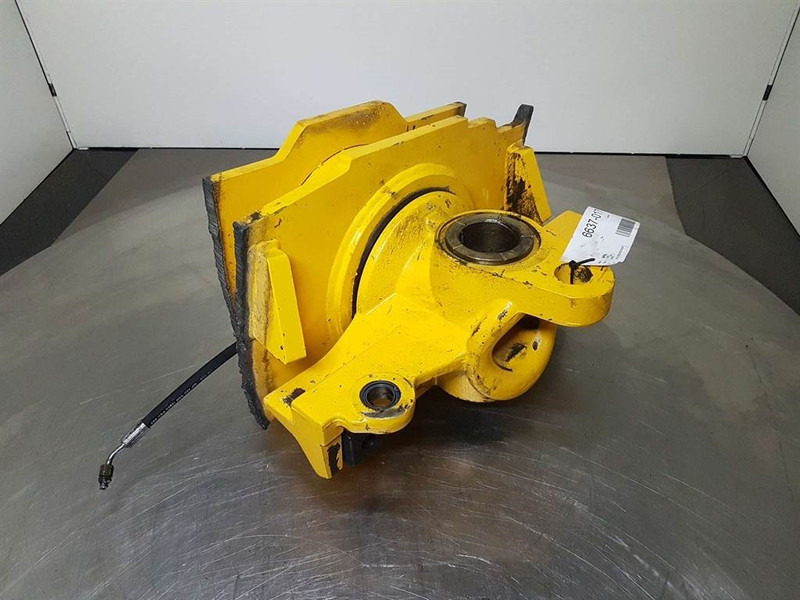 Volvo L30G-ZM2815785-Articulation/Knickgelenke/Knikstuk - Ram/ Chassi för Byggmaskiner: bild 2 Volvo L30G-ZM2815785-Articulation/Knickgelenke/Knikstuk - Ram/ Chassi för Byggmaskiner: bild 2