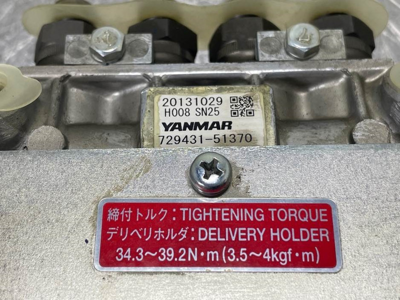 Yanmar 4TNE88-NSW-Fuel pump/Kraftstoffpumpe/Brandstofpomp - Motor för Byggmaskiner: bild 5 Yanmar 4TNE88-NSW-Fuel pump/Kraftstoffpumpe/Brandstofpomp - Motor för Byggmaskiner: bild 5