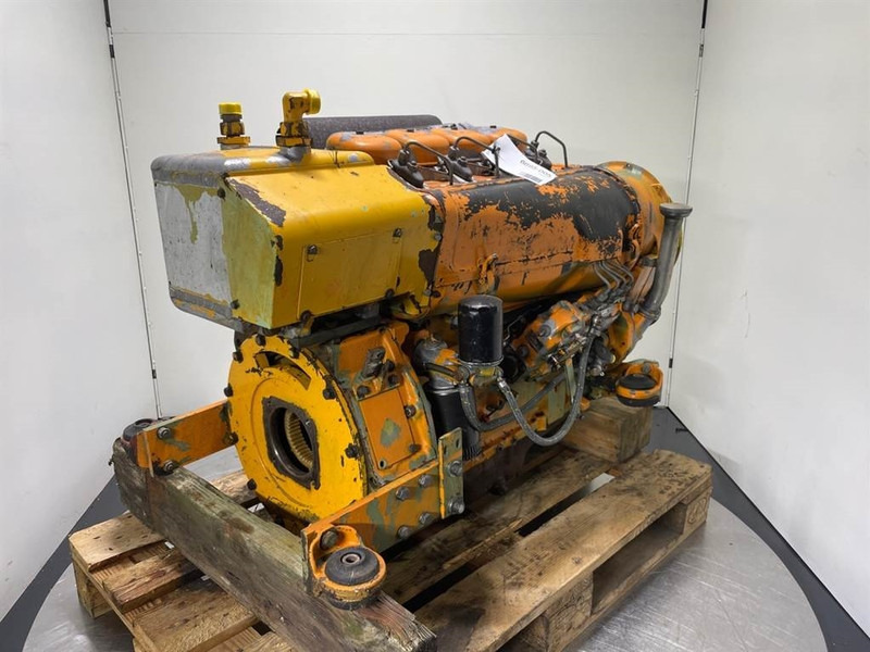 Zettelmeyer ZL801-Deutz F4L912-Engine/Motor - Motor för Byggmaskiner: bild 2 Zettelmeyer ZL801-Deutz F4L912-Engine/Motor - Motor för Byggmaskiner: bild 2