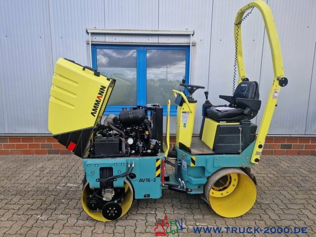 Ammann AV 16-2 Tandem Vibrationswalze Kanten Schneider - Vält: bild 4 Ammann AV 16-2 Tandem Vibrationswalze Kanten Schneider - Vält: bild 4