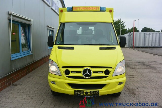Mercedes-Benz Sprinter 516 CDI Intensiv- Rettung- Krankenwagen - Ambulans: bild 4 Mercedes-Benz Sprinter 516 CDI Intensiv- Rettung- Krankenwagen - Ambulans: bild 4