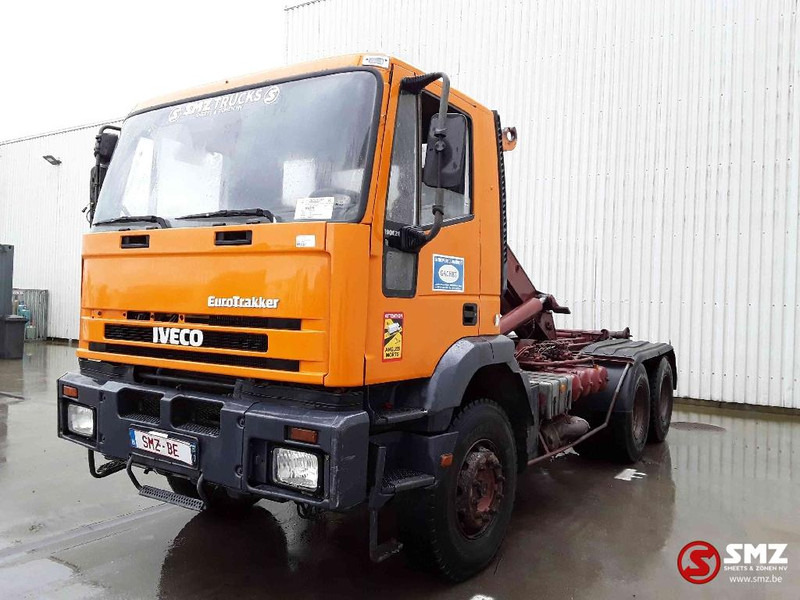 Iveco Trakker 260 E 34 6x4 francais - Containerbil/ Växelflak lastbil: bild 3 Iveco Trakker 260 E 34 6x4 francais - Containerbil/ Växelflak lastbil: bild 3