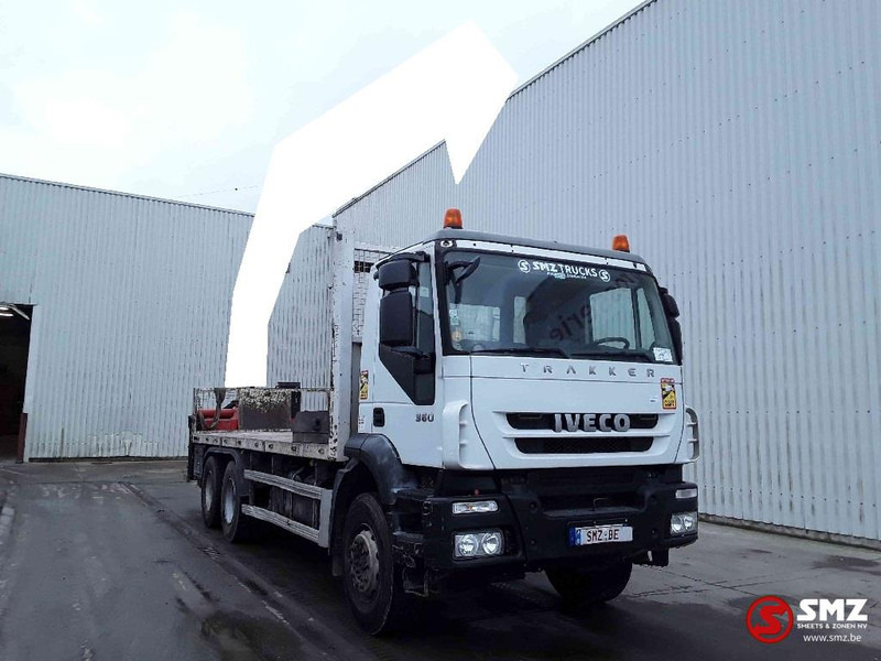 Iveco Trakker 360 6x4 manual chassis - Flakbil, Kranbil: bild 1 Iveco Trakker 360 6x4 manual chassis - Flakbil, Kranbil: bild 1