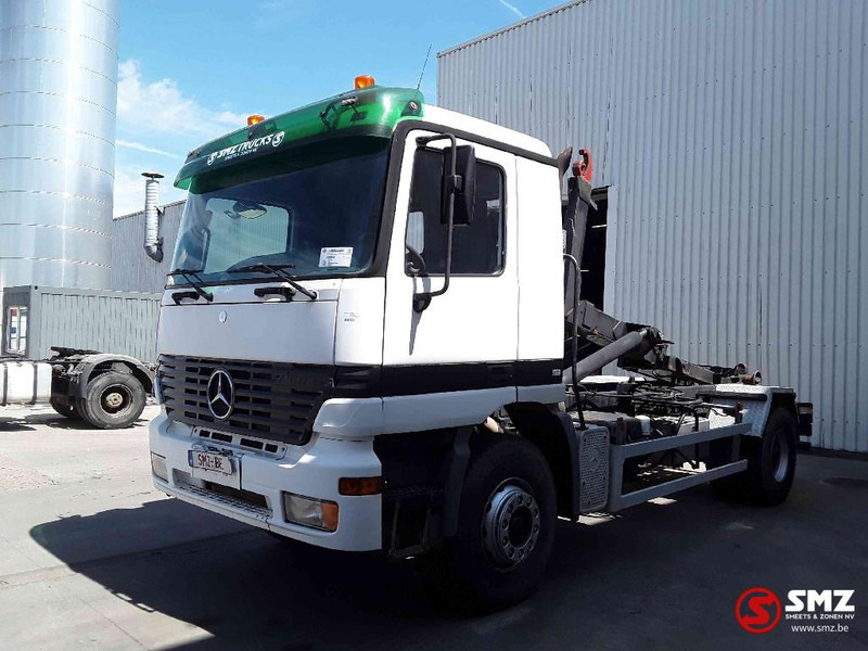 Mercedes-Benz Actros 1831 manual lames airco - Containerbil/ Växelflak lastbil: bild 3 Mercedes-Benz Actros 1831 manual lames airco - Containerbil/ Växelflak lastbil: bild 3