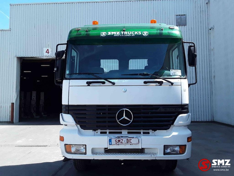 Mercedes-Benz Actros 1831 manual lames airco - Containerbil/ Växelflak lastbil: bild 2 Mercedes-Benz Actros 1831 manual lames airco - Containerbil/ Växelflak lastbil: bild 2