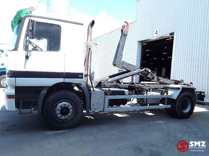 Mercedes-Benz Actros 1831 manual lames airco - Containerbil/ Växelflak lastbil: bild 5 Mercedes-Benz Actros 1831 manual lames airco - Containerbil/ Växelflak lastbil: bild 5