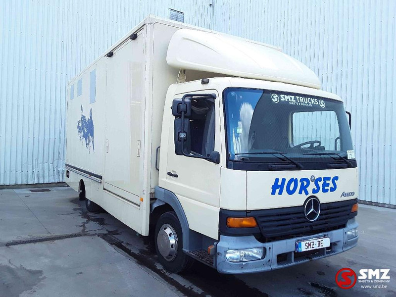 Mercedes-Benz Atego 815 - Lastbil med skåp: bild 1 Mercedes-Benz Atego 815 - Lastbil med skåp: bild 1