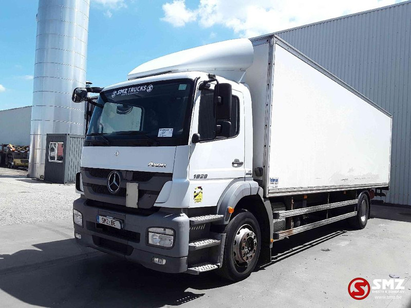 Mercedes-Benz Axor 1829 manual airco - Lastbil med skåp: bild 3 Mercedes-Benz Axor 1829 manual airco - Lastbil med skåp: bild 3