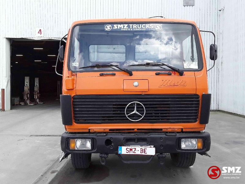 Mercedes-Benz SK 1017 4x4 - Tippbil lastbil: bild 2 Mercedes-Benz SK 1017 4x4 - Tippbil lastbil: bild 2