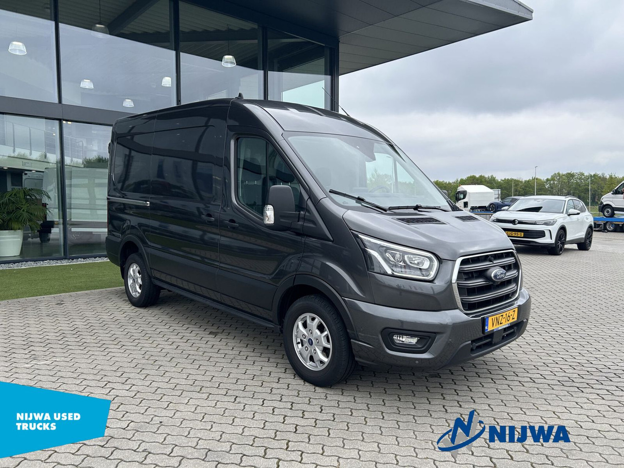 Ford Transit 350 L2H3 Limited Trekhaak + Navigatie - Skåpbil: bild 2 Ford Transit 350 L2H3 Limited Trekhaak + Navigatie - Skåpbil: bild 2