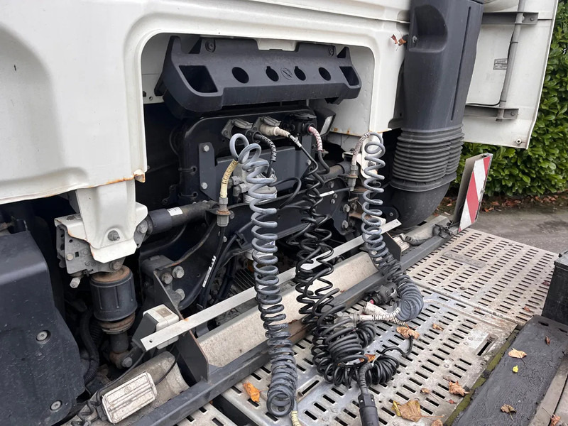DAF XF 440 FT Euro6 Full-Air Lowdeck - Dragbil: bild 4 DAF XF 440 FT Euro6 Full-Air Lowdeck - Dragbil: bild 4