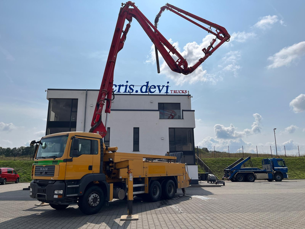 MAN 26.360 6x4 Putzmeister 24 m Hallenpumpe - Betongpump: bild 1 MAN 26.360 6x4 Putzmeister 24 m Hallenpumpe - Betongpump: bild 1