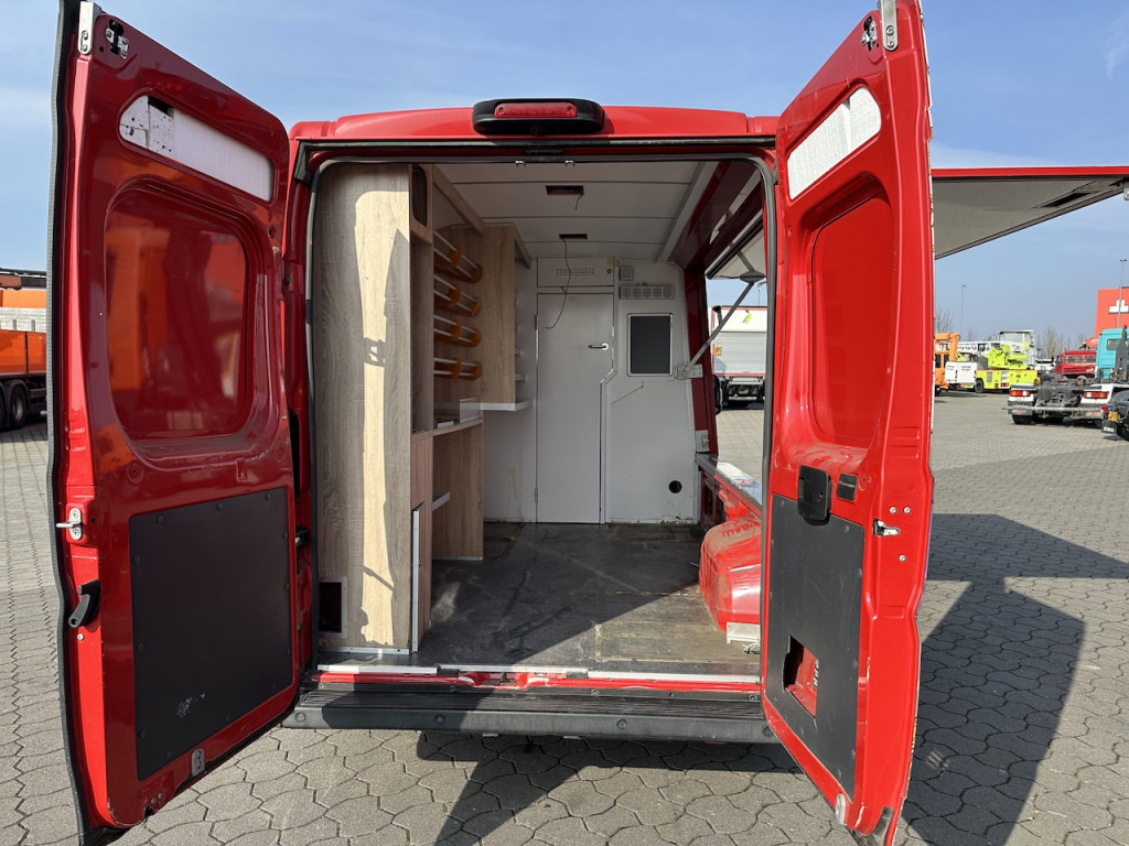 Peugeot Boxer Verkaufsfahrzeug Foodtruck - Matbil: bild 4 Peugeot Boxer Verkaufsfahrzeug Foodtruck - Matbil: bild 4