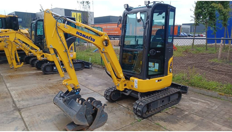 Komatsu PC16R-3HS - Minigrävmaskin: bild 1 Komatsu PC16R-3HS - Minigrävmaskin: bild 1