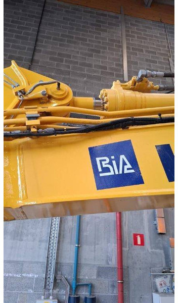 Komatsu PW148-10 PW148-8 PW140-7 Boom and Arm - Bom för Byggmaskiner: bild 4 Komatsu PW148-10 PW148-8 PW140-7 Boom and Arm - Bom för Byggmaskiner: bild 4