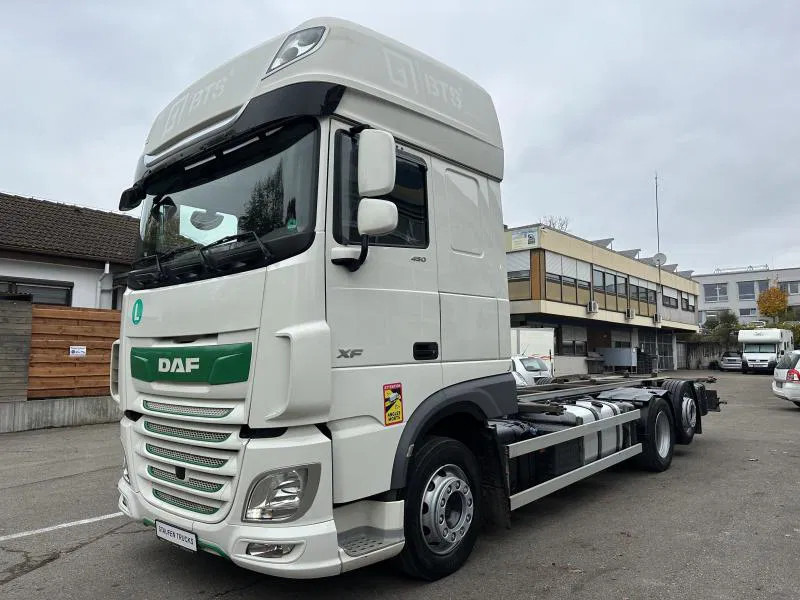 DAF XF 106 450 SSC 6X2* 4 St.! *Jumbo*E6D*Multi*VANTEC - Containerbil/ Växelflak lastbil: bild 1 DAF XF 106 450 SSC 6X2* 4 St.! *Jumbo*E6D*Multi*VANTEC - Containerbil/ Växelflak lastbil: bild 1