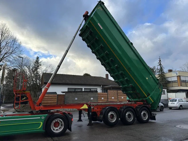 Kempf SKM 35/3 Hardox 31 m³ Lift ALCOA SKM 35/3 Hardox 31 m³ Lift ALCOA - Tippbil semitrailer: bild 3 Kempf SKM 35/3 Hardox 31 m³ Lift ALCOA SKM 35/3 Hardox 31 m³ Lift ALCOA - Tippbil semitrailer: bild 3