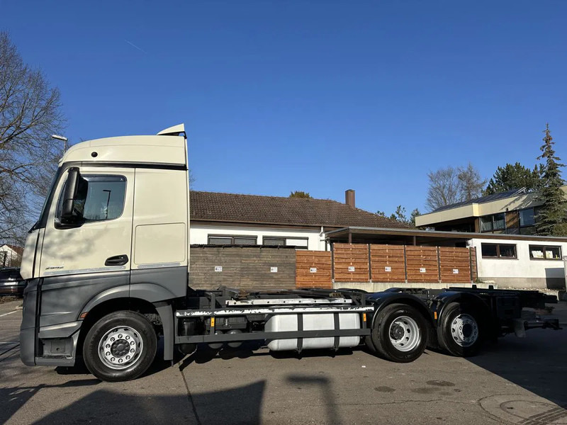 Mercedes-Benz Actros 2542 LL BDF Standard 6x2 LBW - Containerbil/ Växelflak lastbil: bild 2 Mercedes-Benz Actros 2542 LL BDF Standard 6x2 LBW - Containerbil/ Växelflak lastbil: bild 2