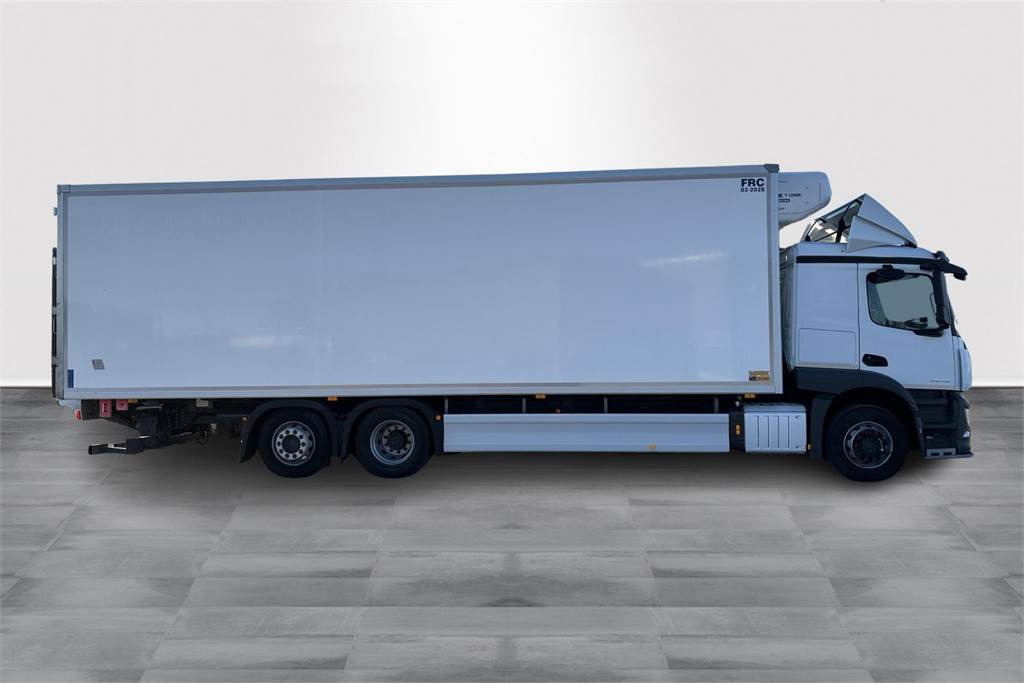 Mercedes-Benz ACTROS 5L 2546 L6x2 / FRC 02/2028 - Isotermiska lastbil: bild 4 Mercedes-Benz ACTROS 5L 2546 L6x2 / FRC 02/2028 - Isotermiska lastbil: bild 4