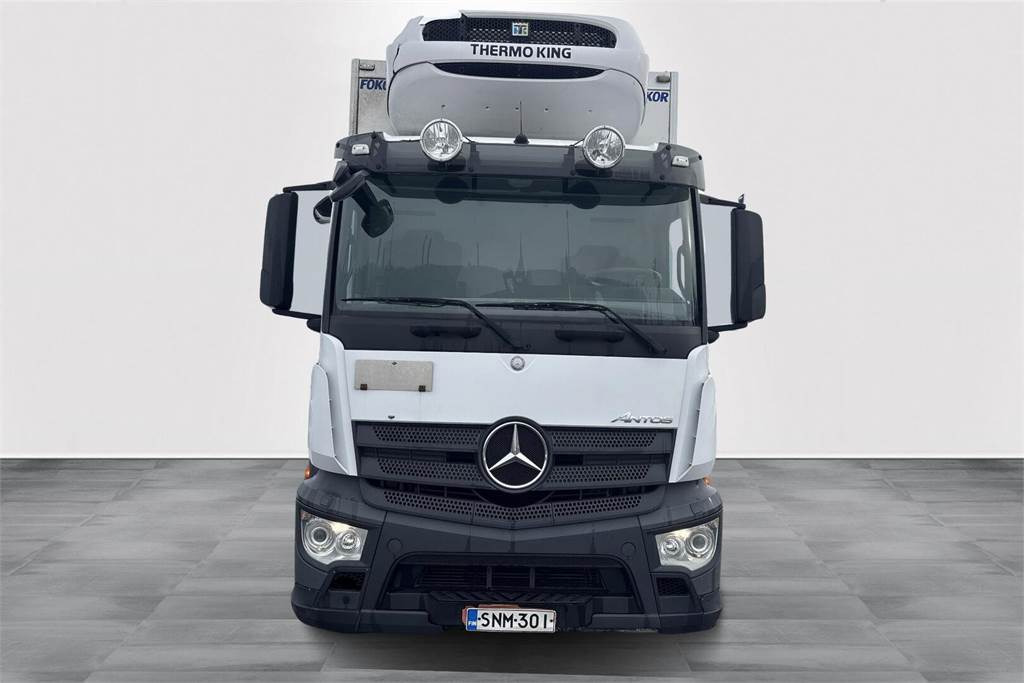 Mercedes-Benz ANTOS 1827L KSA Umpikori + PL-Nostin - Lastbil med skåp: bild 2 Mercedes-Benz ANTOS 1827L KSA Umpikori + PL-Nostin - Lastbil med skåp: bild 2