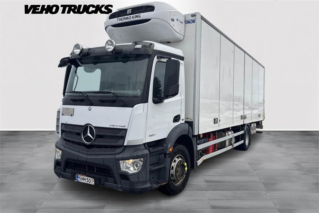 Mercedes-Benz ANTOS 1827L KSA Umpikori + PL-Nostin - Lastbil med skåp: bild 1 Mercedes-Benz ANTOS 1827L KSA Umpikori + PL-Nostin - Lastbil med skåp: bild 1