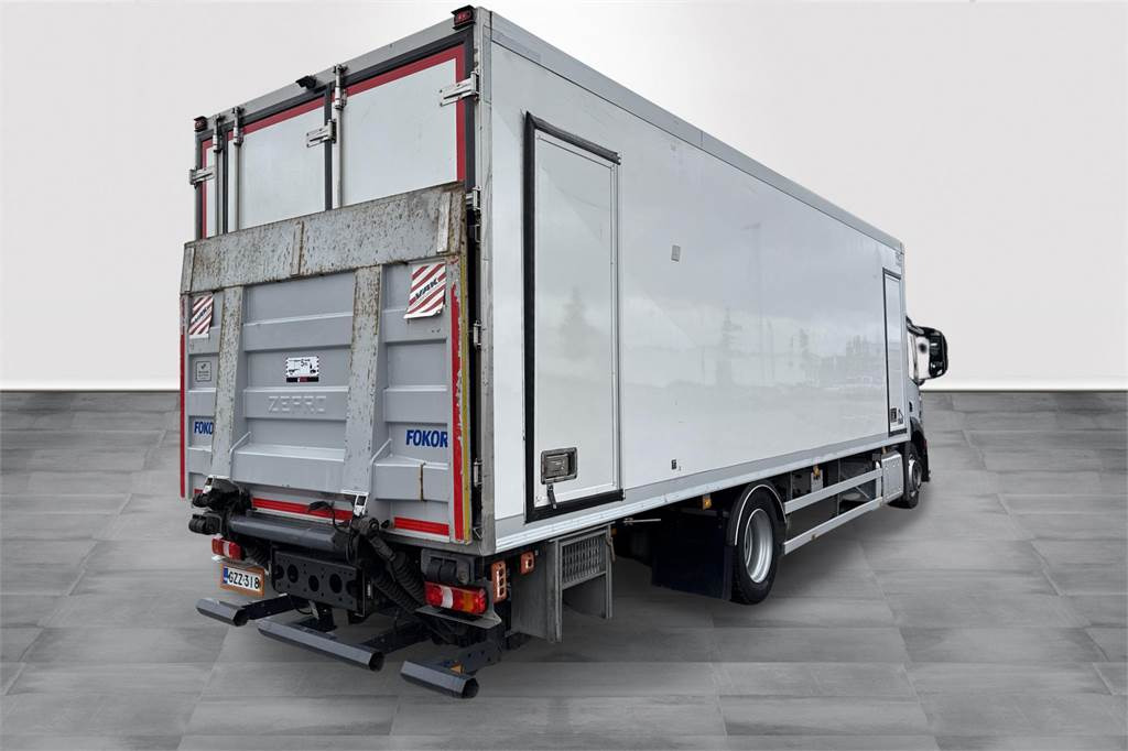 Mercedes-Benz Actros 5 1830L nR 4x2 FRC 10/2026 - Isotermiska lastbil: bild 5 Mercedes-Benz Actros 5 1830L nR 4x2 FRC 10/2026 - Isotermiska lastbil: bild 5