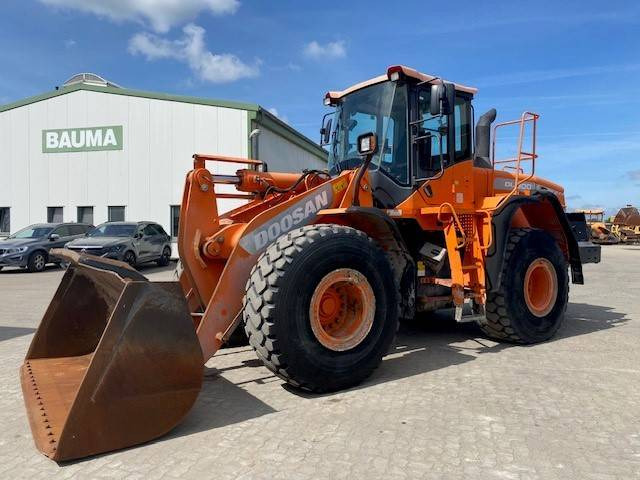 Doosan DL 300-3 (12005349) - Hjullastare: bild 1 Doosan DL 300-3 (12005349) - Hjullastare: bild 1