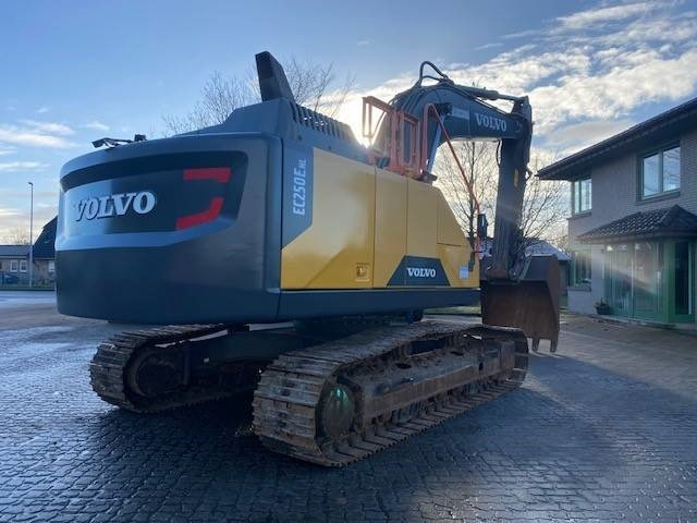 Volvo EC 250 E NL MIETE / RENTAL (12001056) - Bandgrävare: bild 4 Volvo EC 250 E NL MIETE / RENTAL (12001056) - Bandgrävare: bild 4