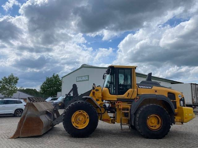 Volvo L 120 H MIETE / RENTAL (12001931) - Hjullastare: bild 1 Volvo L 120 H MIETE / RENTAL (12001931) - Hjullastare: bild 1
