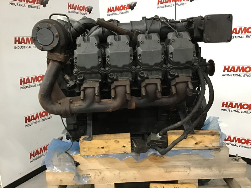 Deutz BF8M1015C FOR PARTS - Byggmaskiner: bild 1 Deutz BF8M1015C FOR PARTS - Byggmaskiner: bild 1