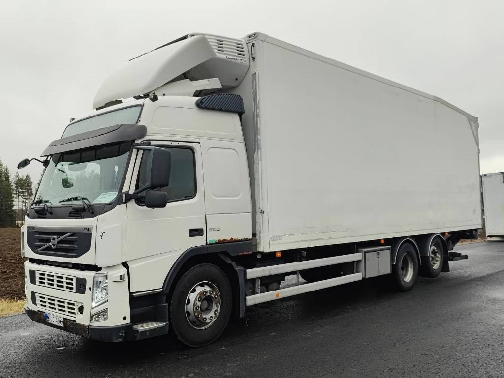 Volvo FM 13 - Lastbil med skåp: bild 1 Volvo FM 13 - Lastbil med skåp: bild 1