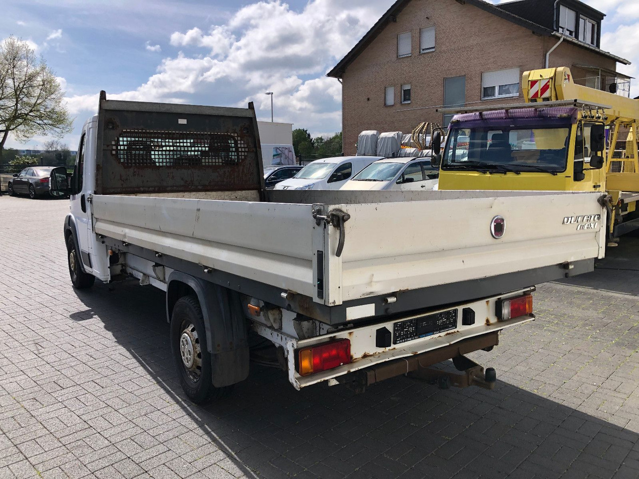 Fiat Ducato 2.3 Maxi Pritsche 35 130 L5 - Transportbil med flak: bild 2 Fiat Ducato 2.3 Maxi Pritsche 35 130 L5 - Transportbil med flak: bild 2