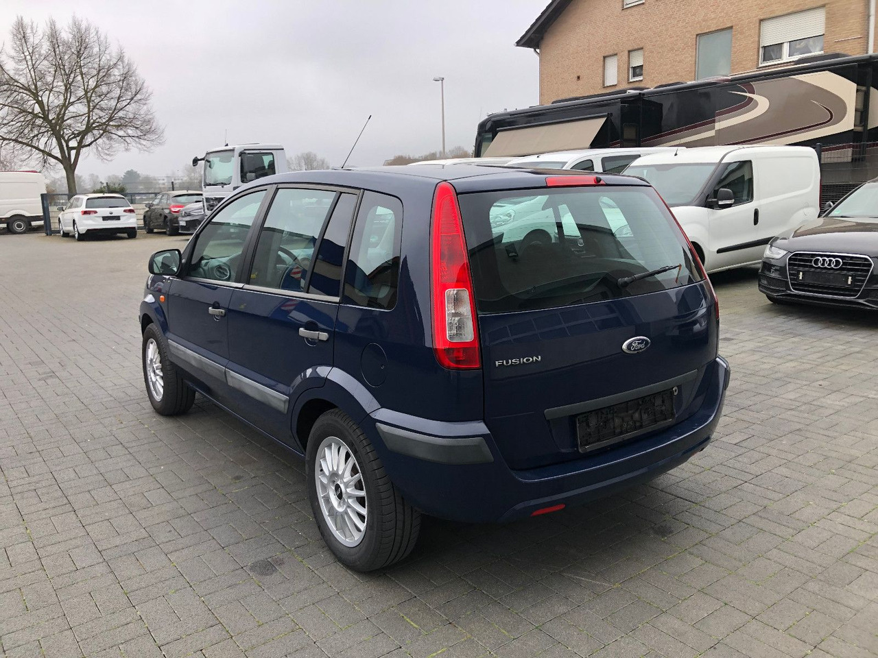 Ford Fusion Viva 1.4i LPG Gasanlage, Klima - Personbil: bild 4 Ford Fusion Viva 1.4i LPG Gasanlage, Klima - Personbil: bild 4