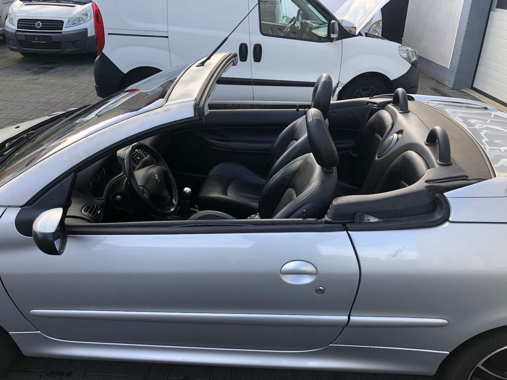 Peugeot 206 Cabriolet CC Platinum - Personbil: bild 2 Peugeot 206 Cabriolet CC Platinum - Personbil: bild 2