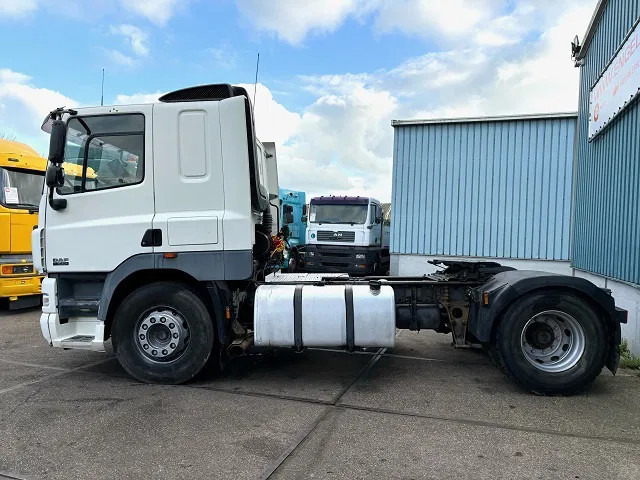 DAF CF 85.410 4x2 SLEEPERCAB (ZF16 MANUAL GEARBOX / EURO 5 / AIRCONDITIONING) - Dragbil: bild 5 DAF CF 85.410 4x2 SLEEPERCAB (ZF16 MANUAL GEARBOX / EURO 5 / AIRCONDITIONING) - Dragbil: bild 5