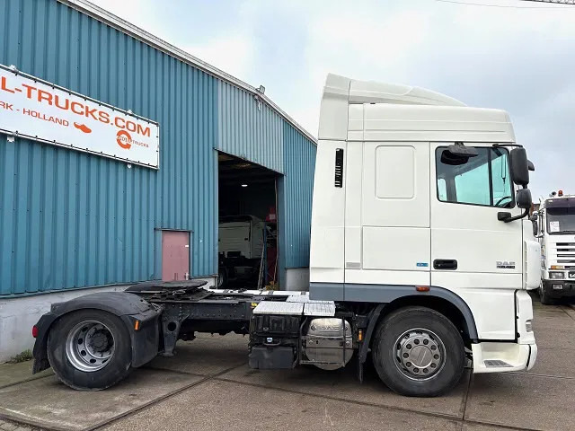 DAF XF 105.460 ATE SPACECAB 4x2 ONLY 835.500 KM (ZF-MANUAL GEARBOX / ZF-INTARDER / AIRCONDITIONING / EURO 5) - Dragbil: bild 3 DAF XF 105.460 ATE SPACECAB 4x2 ONLY 835.500 KM (ZF-MANUAL GEARBOX / ZF-INTARDER / AIRCONDITIONING / EURO 5) - Dragbil: bild 3
