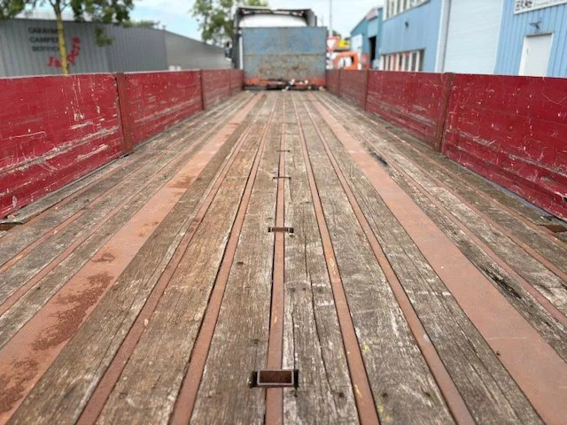 LAG 0-3-39-L 3-AXLE 13.60M. OPEN TRAILER WITH ALUMINIUM SIDE BORDS (FULL STEEL CHASSIS / DRUM BRAKES / ABS-BRAKE SYSTEM / WOODEN FLO - Flaktrailer: bild 5 LAG 0-3-39-L 3-AXLE 13.60M. OPEN TRAILER WITH ALUMINIUM SIDE BORDS (FULL STEEL CHASSIS / DRUM BRAKES / ABS-BRAKE SYSTEM / WOODEN FLO - Flaktrailer: bild 5